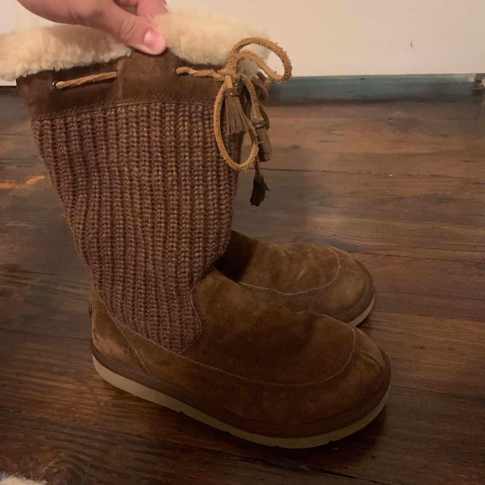 Brown High Top Ugg’s